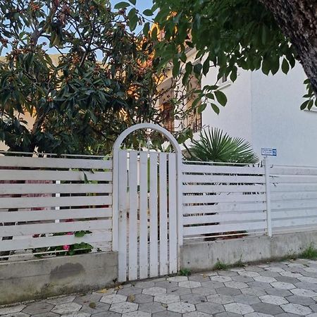 White House Hotel Gagra Exterior foto