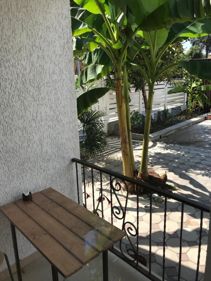 White House Hotel Gagra Exterior foto